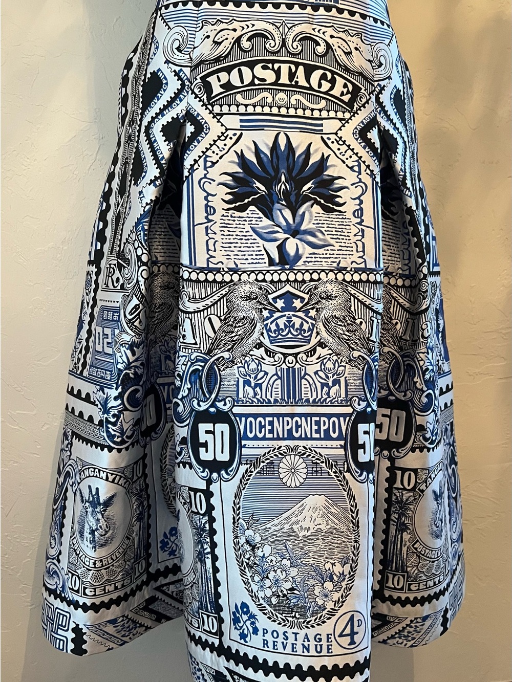 MARY KATRANTZOU Blue and White Talona Jacquard Postage Skirt size 6 NWT
